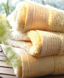 Полотенце 50х110 Uni vanille желтый от Blanc des Vosges Полотенце 50х110 Uni vanille желтый от Blanc des Vosges