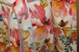 Халат шенилловый Hibiskus bunt Nicol от Feiler