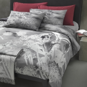 Постельное белье 1,5 спальное Ripped flowers 001 grigio от Diesel