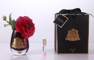 Роза Cote Noir TEA ROSE TEA ROSE carmine red темная ваза