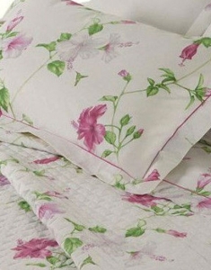 Постельное белье евромакси Mirabello Hibiscus  с розовыми цветами