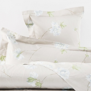 Постельное белье евро макси Mirabello Azalea dauble v02 на бежевом фоне голубые цветы перкаль