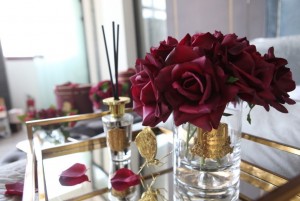 Большой букет красных роз GRAND BOUQUET Carmine Red от Cote Noir
