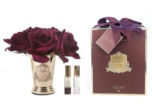 Букет красных роз, в золотой вазе SEVEN ROSE CARMINE RED GOLD от Cote Noir