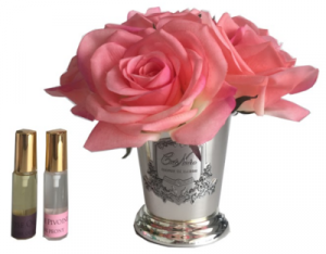 Букет розово-желтых роз, в вазе металл SEVEN ROSE White peach от Cote Noir