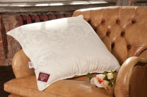 Подушка шелковая мягкая 50х68 German Grass Luxury Silk