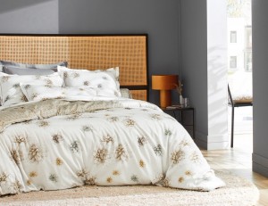 Постельное белье из сатина 2 спальное евро DAHLIAS CR?ME от Blanc des Vosge
