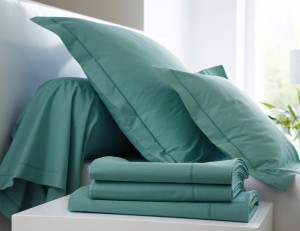 Постельное белье из сатина 2 спальное евро PLAIN CELADON от Blanc des Vosge