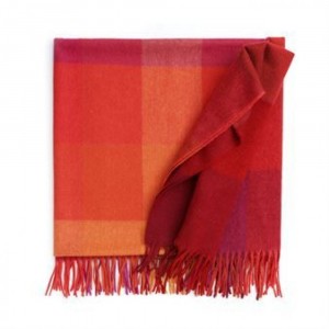 Плед 130x200 Elvang INCA stones RED