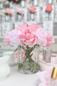 Ароматический букет розовых роз HERRINGBONE FLOWER CLEAR от Cote Noir