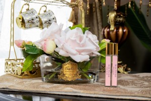 Ароматический букет роз, розовый, овальная ваза OVAL French pink (pink gold box) от Cote Noir