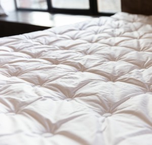 Наматрасник- топпер TOPPER SILK GRASS всесезонный 200х200 от German Grass Наматрасник- топпер TOPPER SILK GRASS всесезонный 200х200 от German Grass