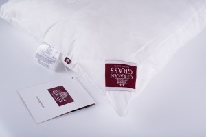Подушка шелковая мягкая 68х68 German Grass Luxury Silk
