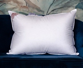 Подушка пуховая средняя ROYAL DOWN GRASS 50х90 от German Grass