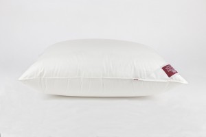 Подушка пуховая мягкая CLOUD DOWN GRASS 50х68 от German Grass