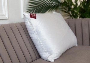 Подушка упругая MEMORY SILK GRASS 50х68 от German Grass