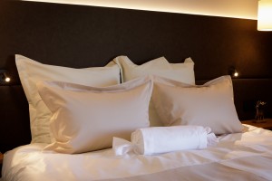 Элитное немецкое постельное белье евро Twist white&beige от Von der Thannen