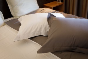 Элитное немецкое постельное белье Семейное Twist grey&white от Von der Thannen