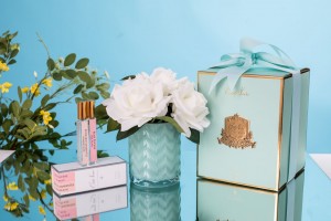 Ароматический букет роз белый HERRINGBONE FLOWER jade от Cote Noir