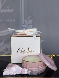 Свеча ароматическая 200 гр Pink Art Deco от Cote Noir