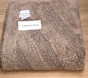Коврик для ванной из длинноволокнистого хлопка 60x100 Diagonal Tuftedivory warm grey (дым) от Lapartment (Casual Avenue)