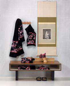 Полотенце шенилловое Yamakawa black/azalea 25х25 от Feiler