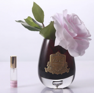 Роза, розовый, темная ваза TEA ROSE French pink от Cote Noir