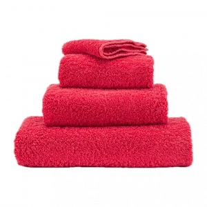 Полотенце из длинноволокнистого хлопка Giza Super Pile 579 Viva Magenta 100х180 от Abyss&Habidecor