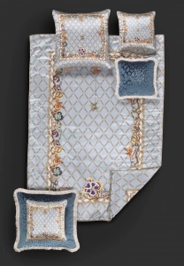 Покрывало NEW SPIDER BEDSPREAD QUILT 003 AZZURRO 270х270 от Roberto Cavalli