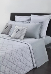 Покрывало Seam line, Grigio 270х260 oт Trussardi 