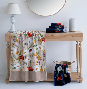 Полотенце шенилловое Daisy Field Beige 144 safari  75х100 от Feiler
