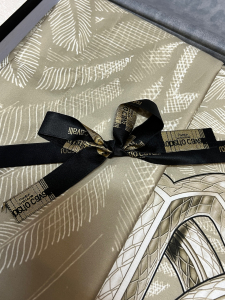 Постельное белье PLUMAGE AVORIO евро макси от Roberto Cavalli