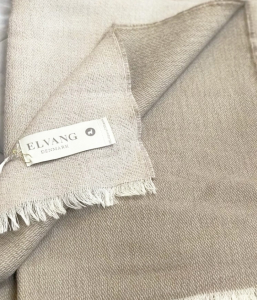 Плед из бэби альпаки VENICE  white/latte 130х190 от ELVANG двухсторонний