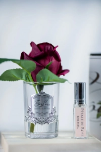 Ароматизированная роза ROSE BUD carmine red от Cote Noir