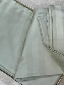 Постельное белье 1.5 спальное LAURA SATEEN 150х200 verde  от Palombella